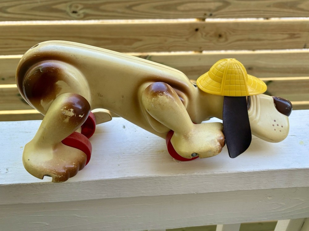 Vintage Digger The Hound Dog Sleuth Detective, 1970s, missing string