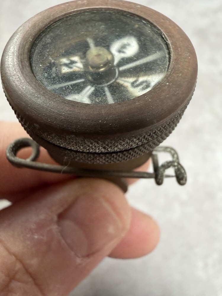 Vintage Marbles Gladstone Mich. Black Face Brass Pin Compass 🧭