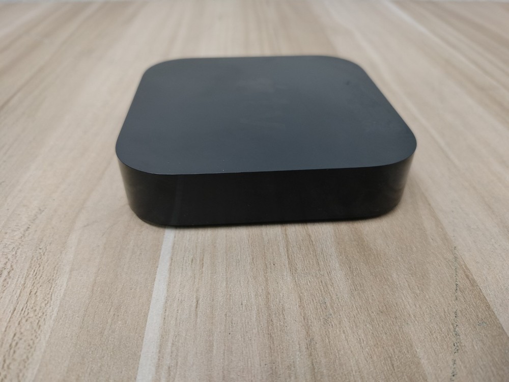 Apple TV 3rd Generation Model A1469 W/ Power Cable
