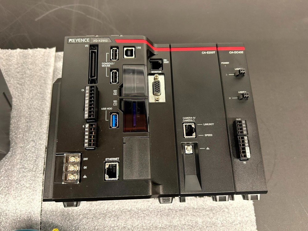 KEYENCE XT-024 Inline 3D Appearance and Dimension Camera unit