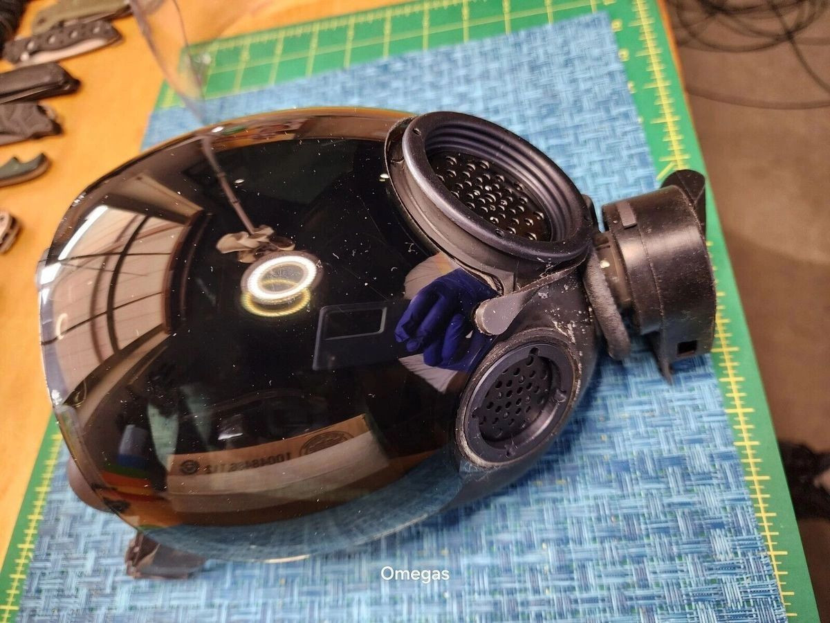 MSA Millennium Gas mask Medium. Police Surplus, NEVER USED