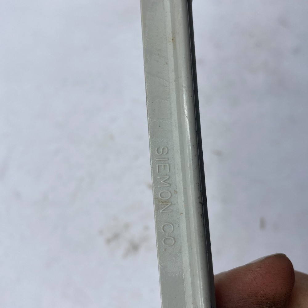 SIEMON S66146 NETWORK CABLE HANGER RSTR MEDIUM🔔