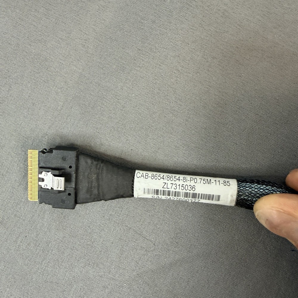 Mini SAS HD SFF-8654 8i Cable 0.75M Server RAID Crypto Miner