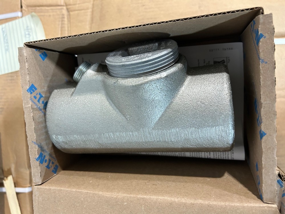 EATON EYS71 2 1/2" CONDUIT SEALING FITTING