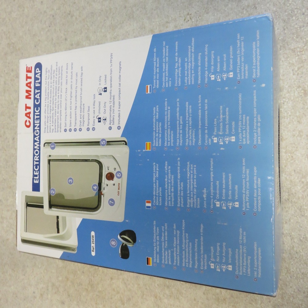 Cat Mate Electromagnetic Cat Flap, White