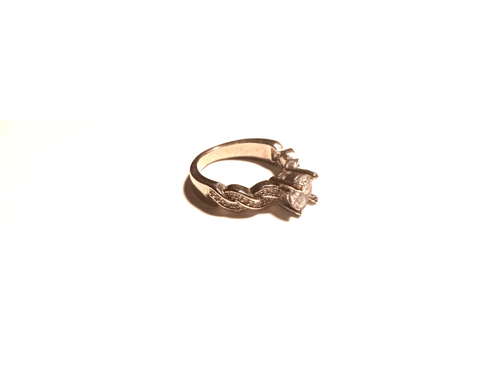 Haunted Ghost Ring, The McRaven House Ghost!