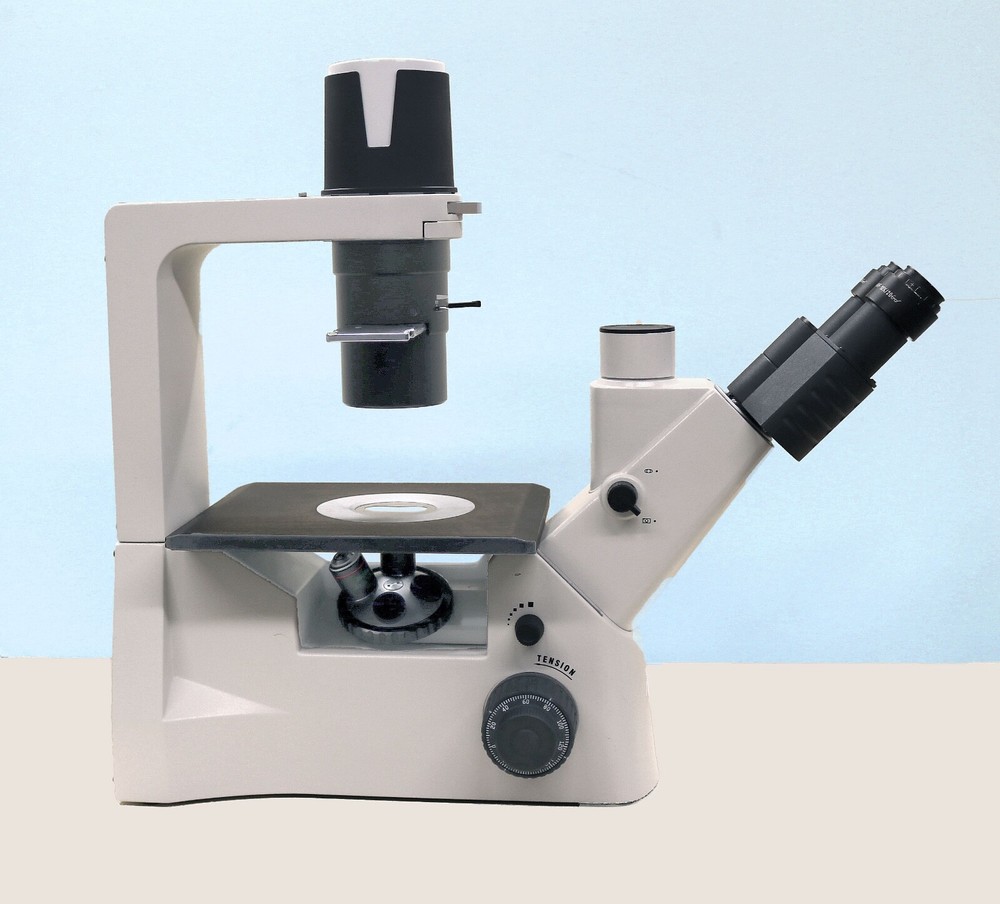 Motic AE2000 TRI trinocular inverted microscope, 2 objectives