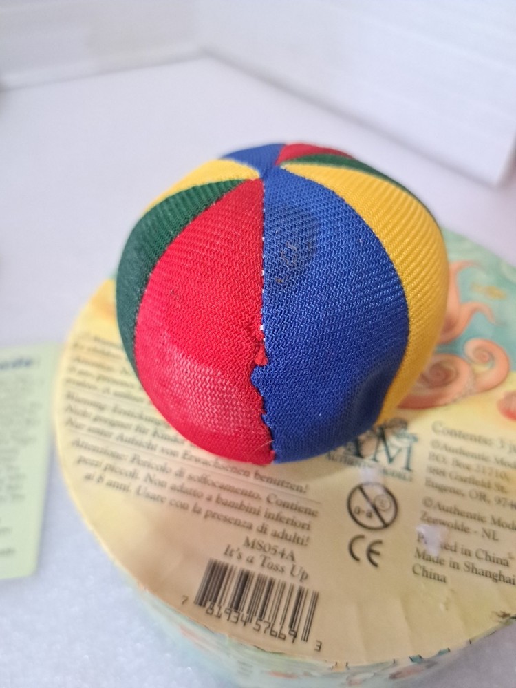 Authentic Models It's - A - Toss - Up Juggling Balls With Box & Instructions