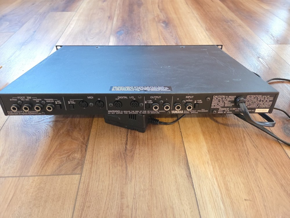Yamaha SPX1000 Multi-Effect digital processor