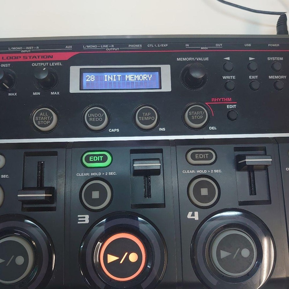 BOSS RC 505 loop station