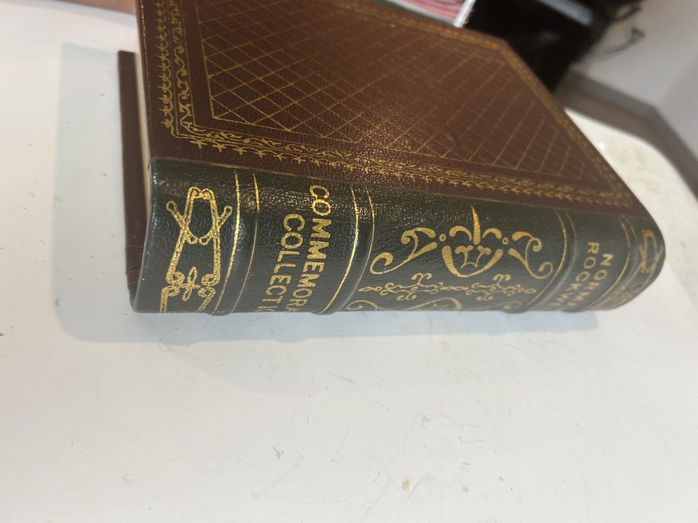 NORMAN ROCKWELL CLOCK INSIDE BOOK BY RIDGEWAY