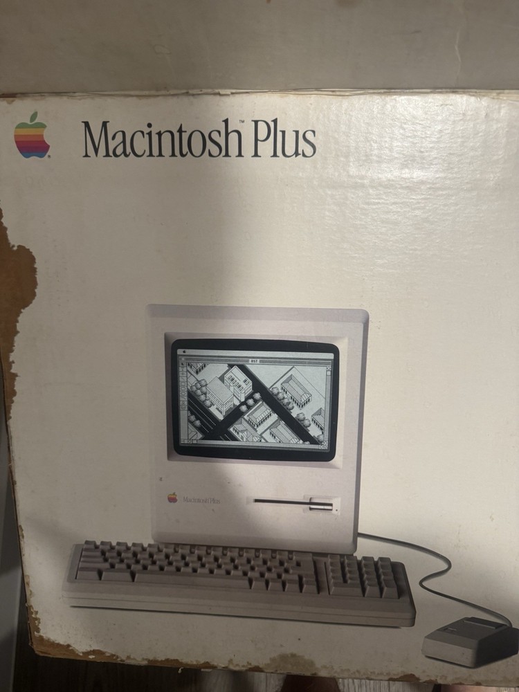 Vintage Apple Computer Lot Macintosh Plus Box MacBook Pro Thunderbolt + More