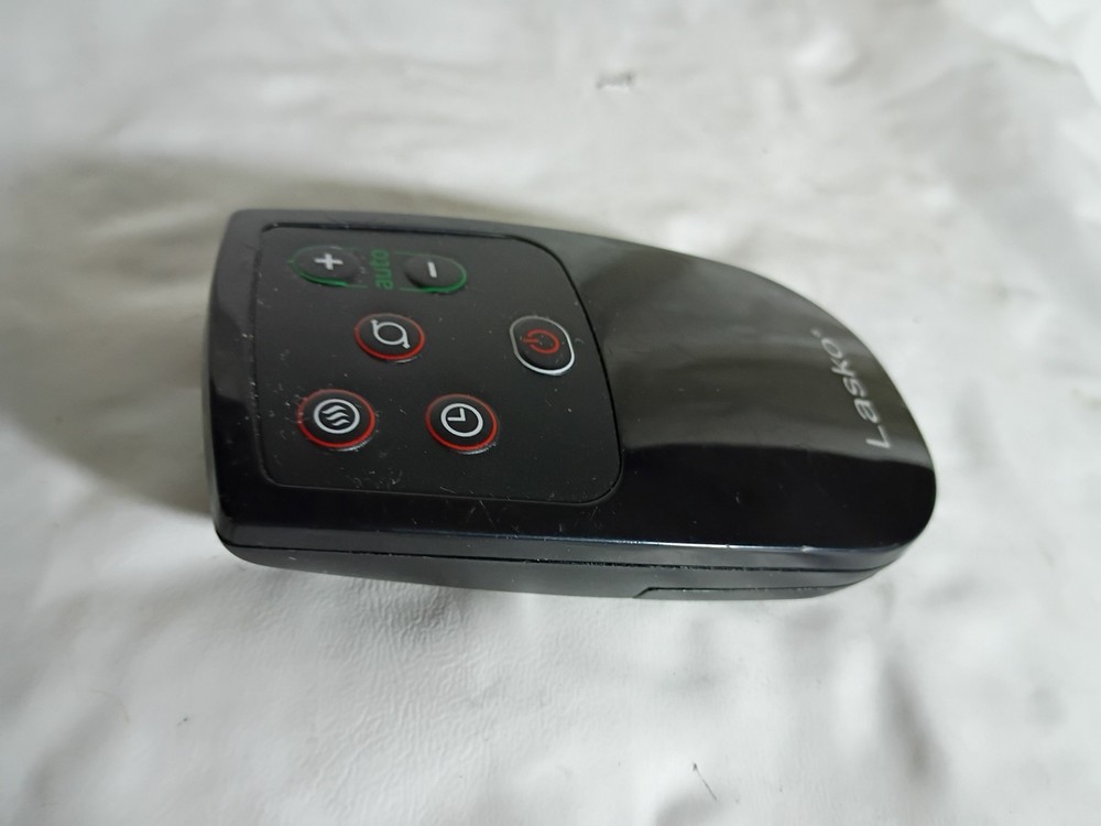 Genuine Lasko Fan 6-Button Black Replacement Remote – Pre-Owned