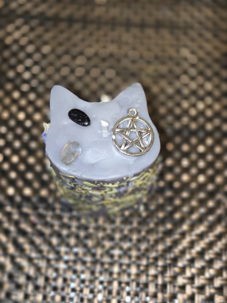 CUSTOM CAT SHAPED PROTECTION INTENTION CANDLE