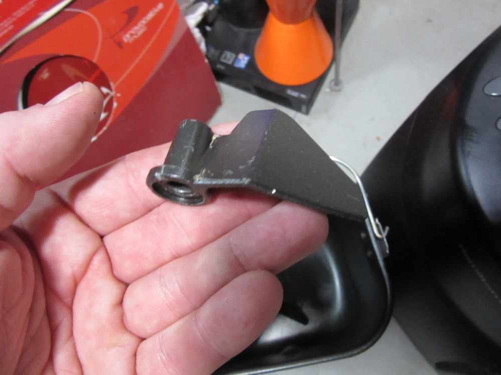 Hamilton Beach 29882 BM07 Home Baker Automatic Bread Maker Machine w/ Xtra