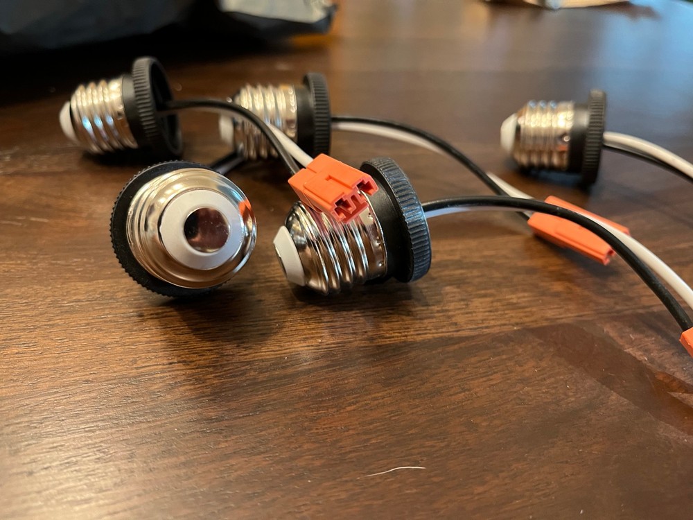 (5-Pack) LED Retrofit Trim Socket Adapter for E26 Medium Base T24 2-pin Nora