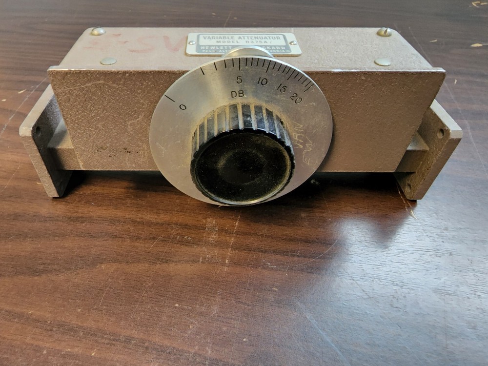 HP Hewlett Packard VARIABLE ATTENUATOR MODEL H375A.