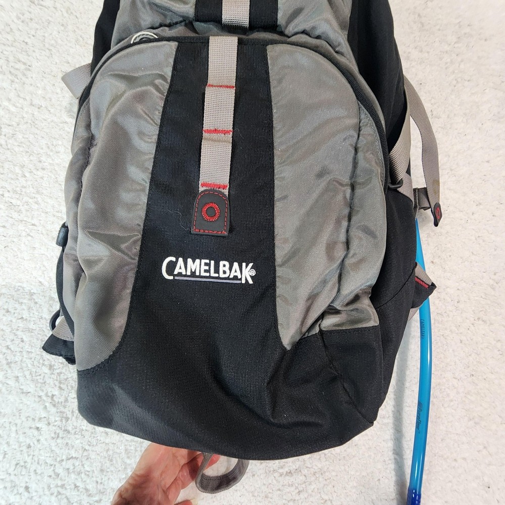 CamelBak Cloud Walker Hydration Pack Backpack Black Gray w/ Reservoir Bladder