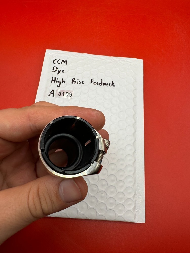 CCM Dye High Rise Feedneck