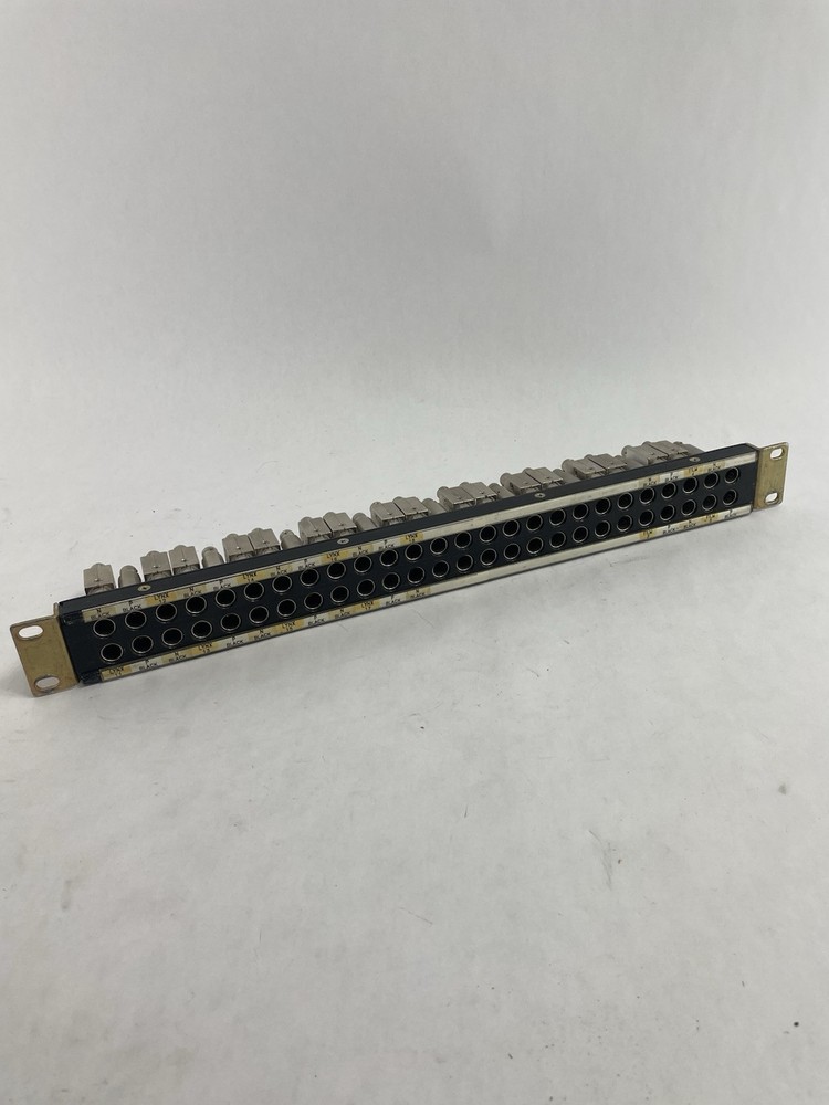 Switchcraft 2x26 HD Video Patchbay 1 RU Normalled 52 input Rackmount