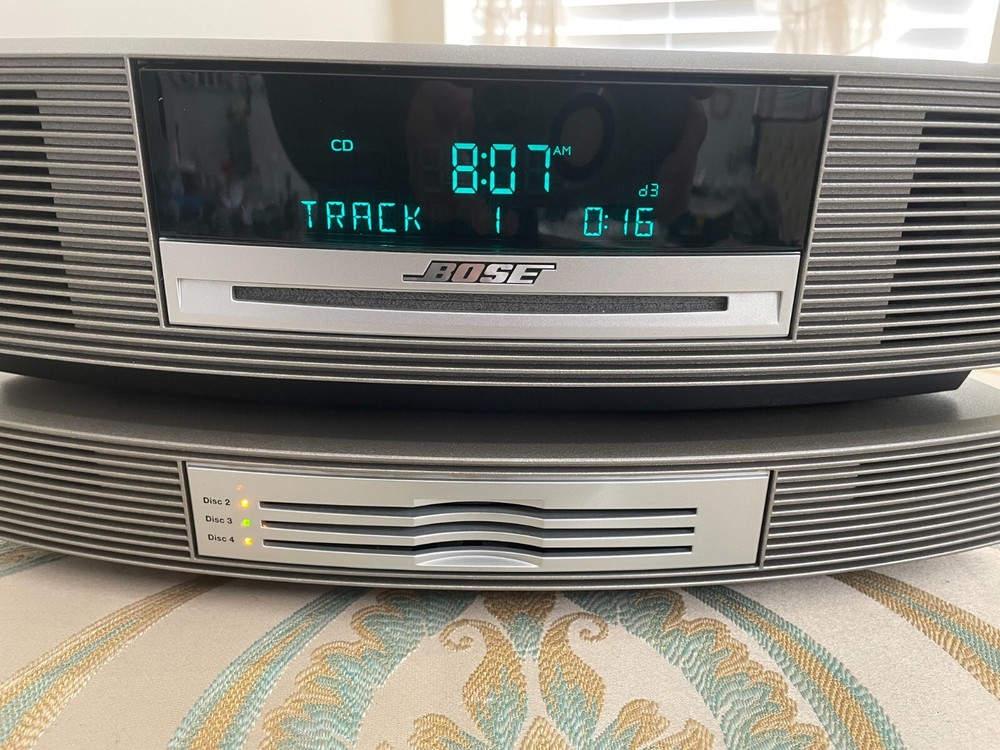 Bose Wave Music System CD AM/FM W/ 3 CD Changer & Remote Control