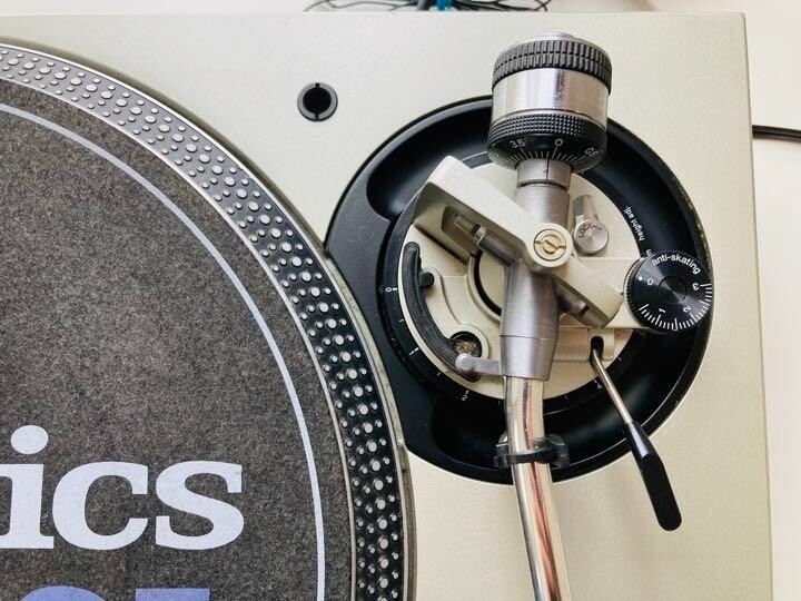 Technics SL-1200MK3D Silver Direct Drive DJ Turntable