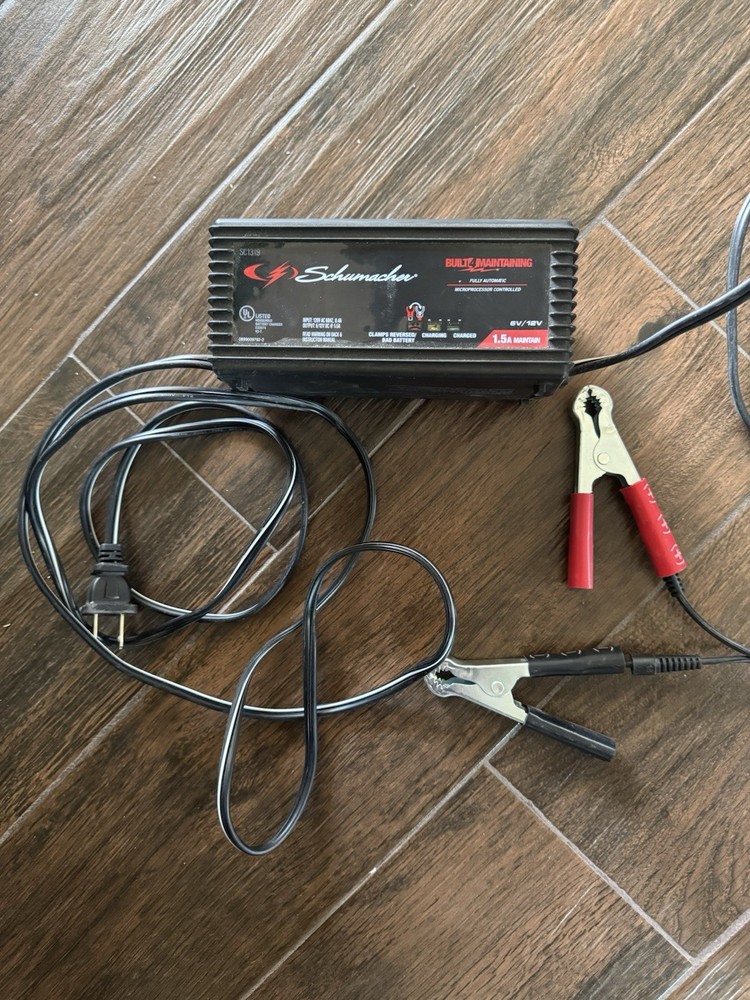 Schumacher Trickle Charger/ Maintainer