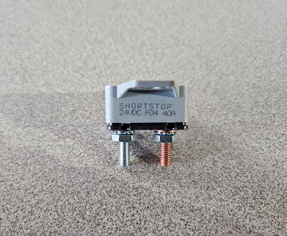 Short Stop Circuit Breaker 40 Right Angle Bracket Type 3 24V