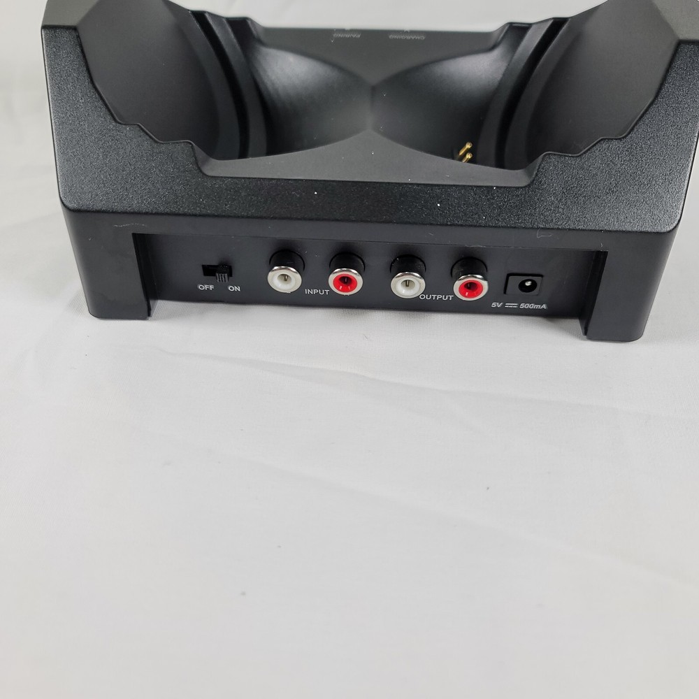 Rocketfish RF-WHP212 DOCKING STATION CHARGING BASE ONLY