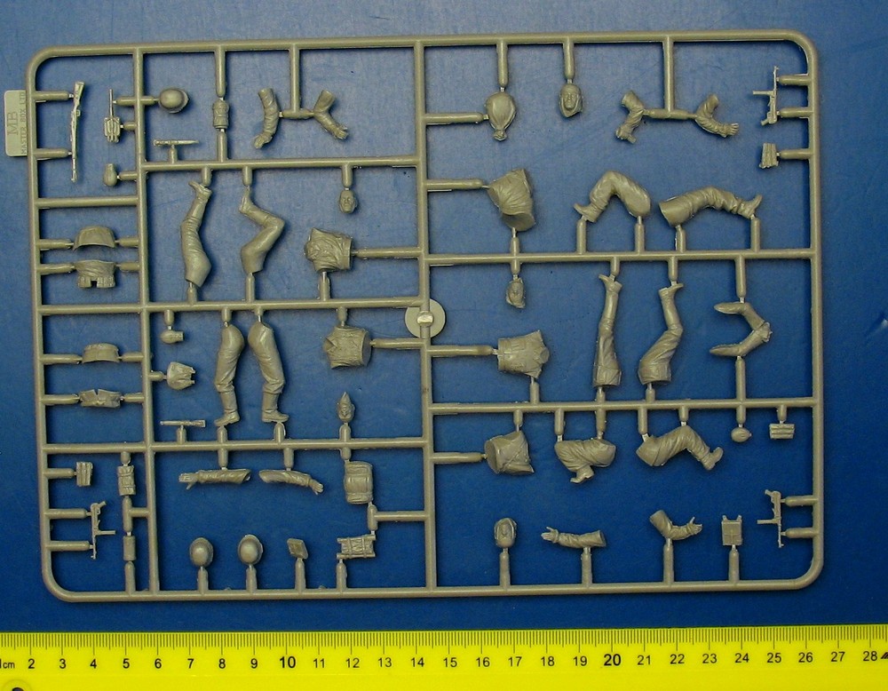 Master Box 35190 Crossroad, Eastern Front, WWII era 1/35 scale