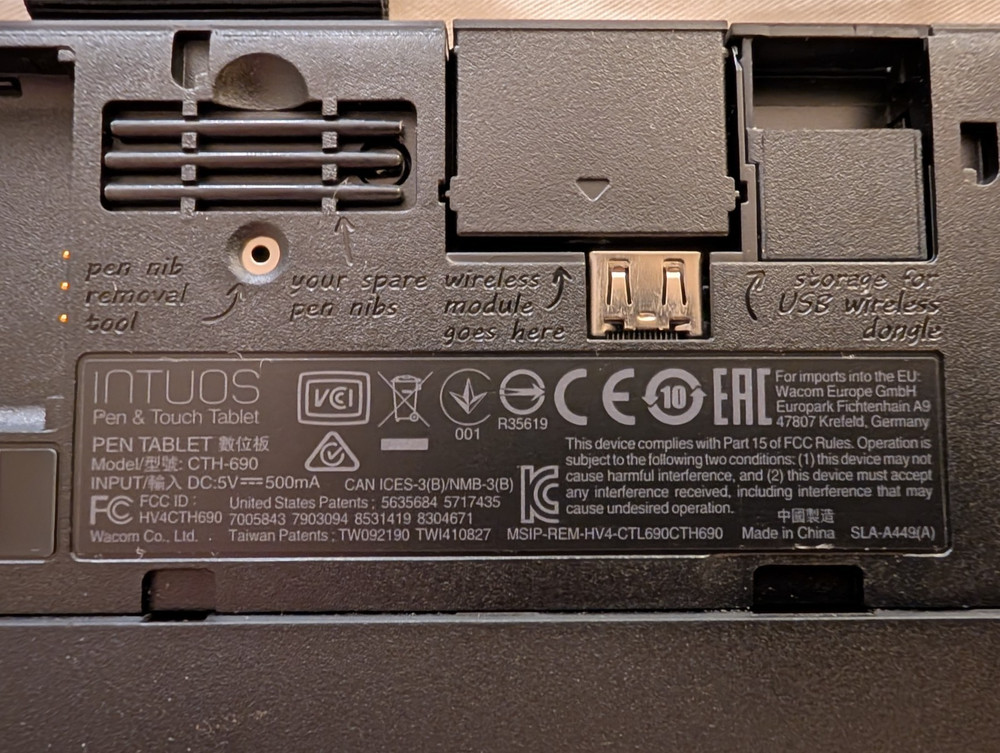 Wacom CTH-690 Intuos Medium Tablet