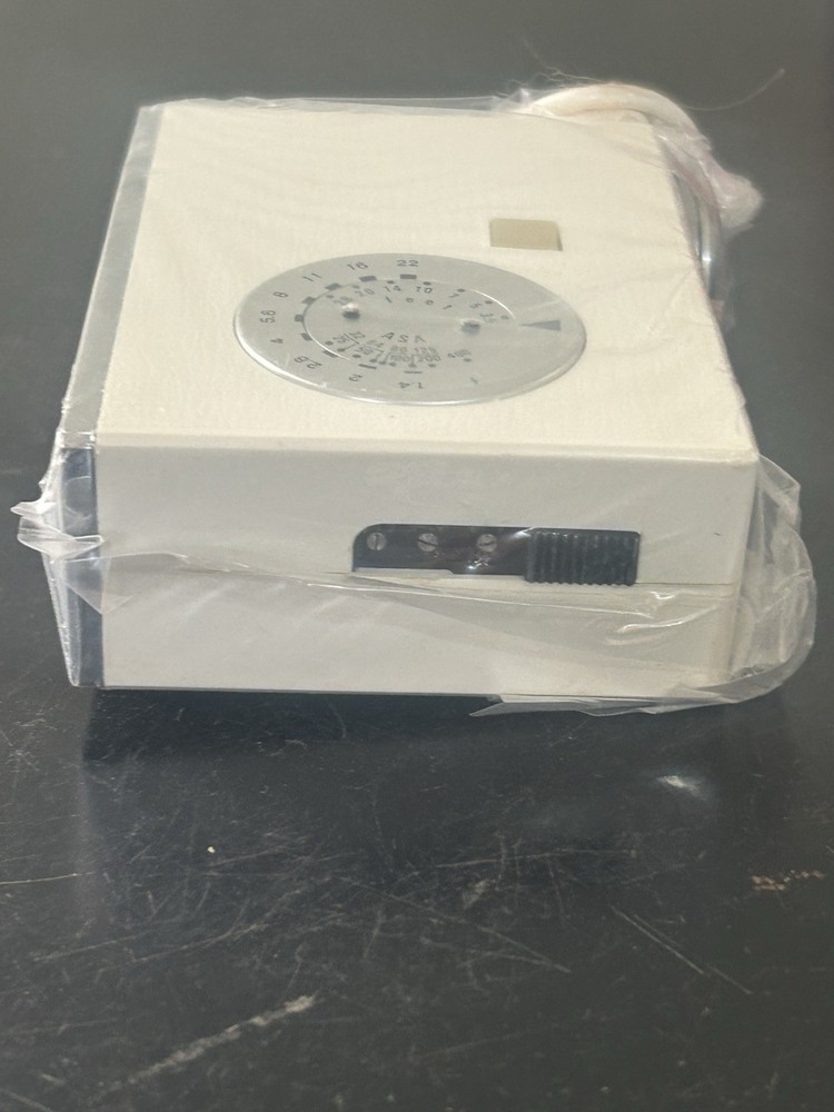 SOLIGOR Electronic Flash Unit MK-4 AC Terminal/Cable Reflector Open Flash Button