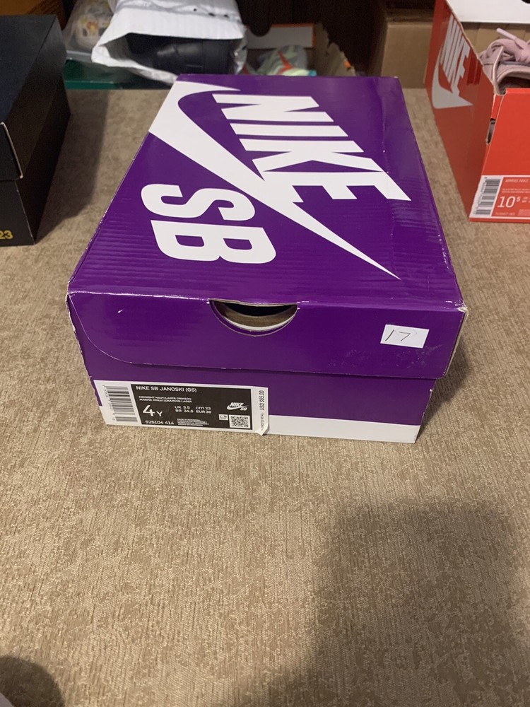 Nike SB Janoski (GS) Size 4Y