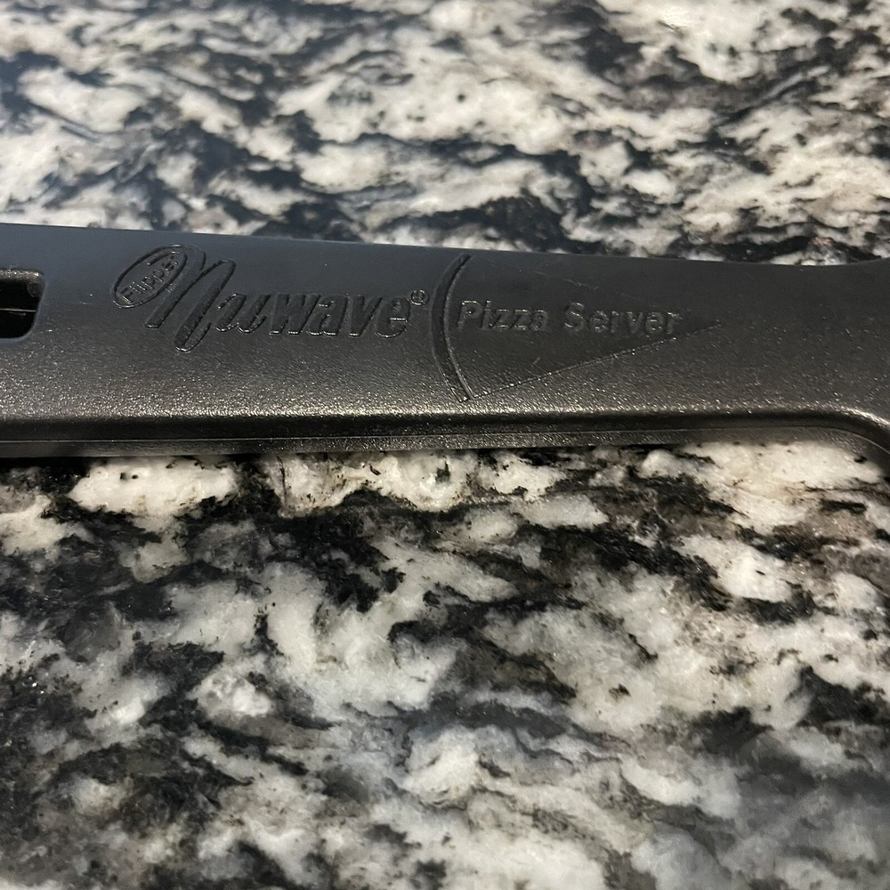 NuWave Pro Supreme Pizza Silicon Liner & Cutter/Server