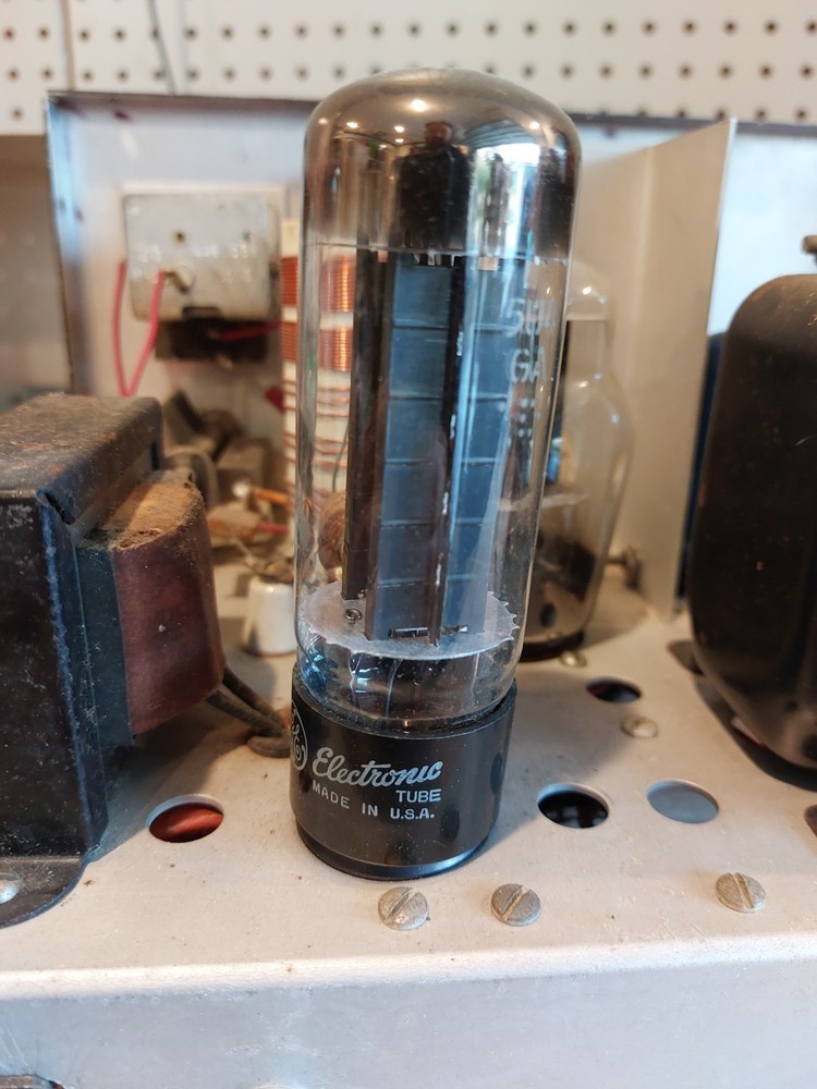 Johnson Viking Adventurer Ham CW Transmitter Assume for Parts or Not Working