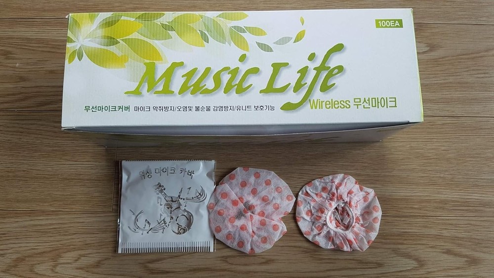 100 PCS (50 Pack) Microphone Covers Disposable Grill SMALL