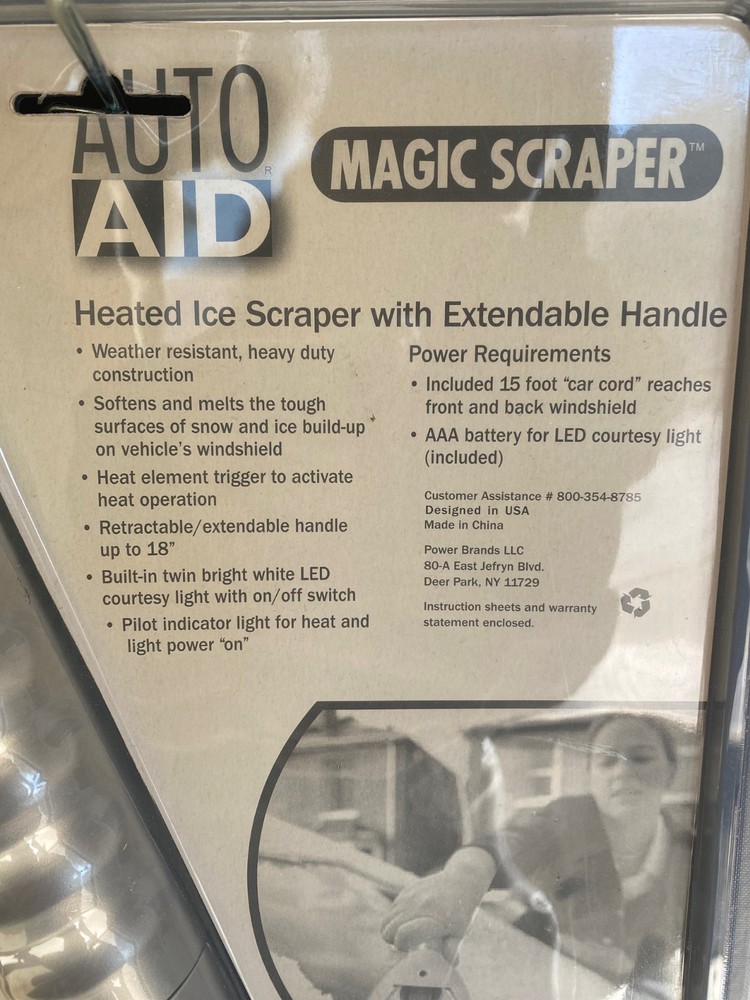 Car Window Heated Ice Scraper Flashlight Magic Scraper Emergency Snow Melt