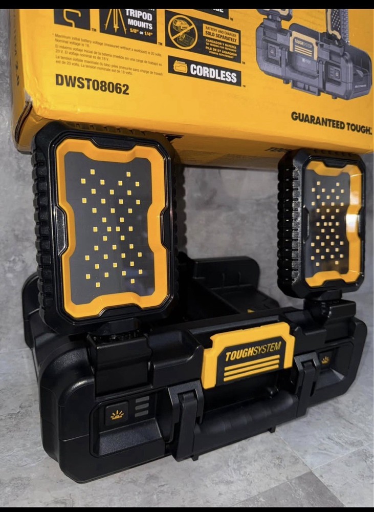 Dewalt DWST08062 Toughsystem 2.0 LED Work Light Cordless 20V (Tool Only)