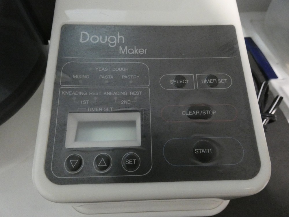 VINTAGE WELBILT BREAD DOUGH MAKER MACHINE MODEL DM2000 WEL BILT