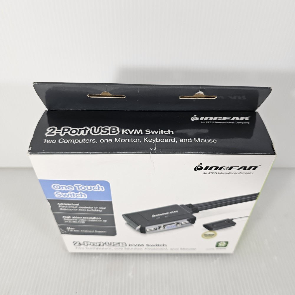 IOGEAR GCS22U KVM Switch 2 Ports USB VGA Cable KVM Switch