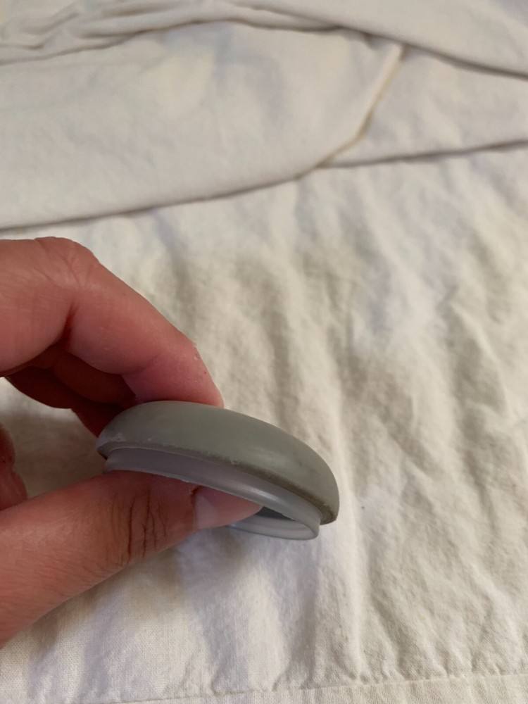 Pampered Chef Food Chopper #2585 Replacement Part Rubber Handle Top