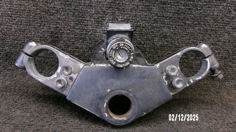 88-07 Kawasaki Ninja 250 upper triple tree fork clamp