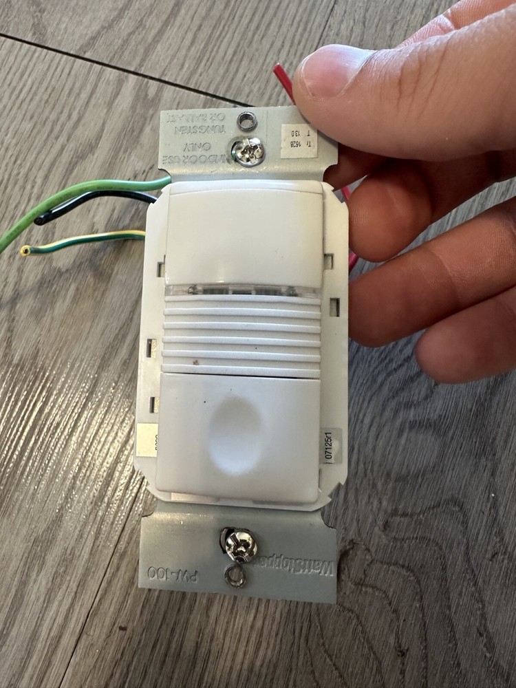 WattStopper PW-100 Indoor Occupancy Sensor Wall Switch 800W White