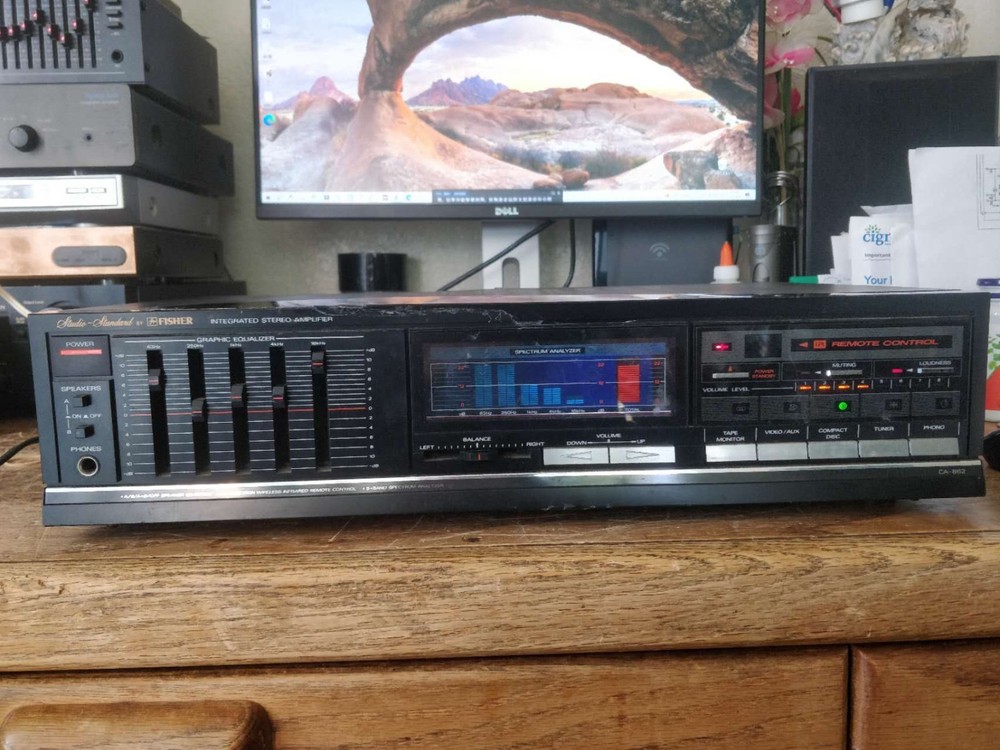 FISHER Model CA-862 Integrated Stereo Amplifier . works great.