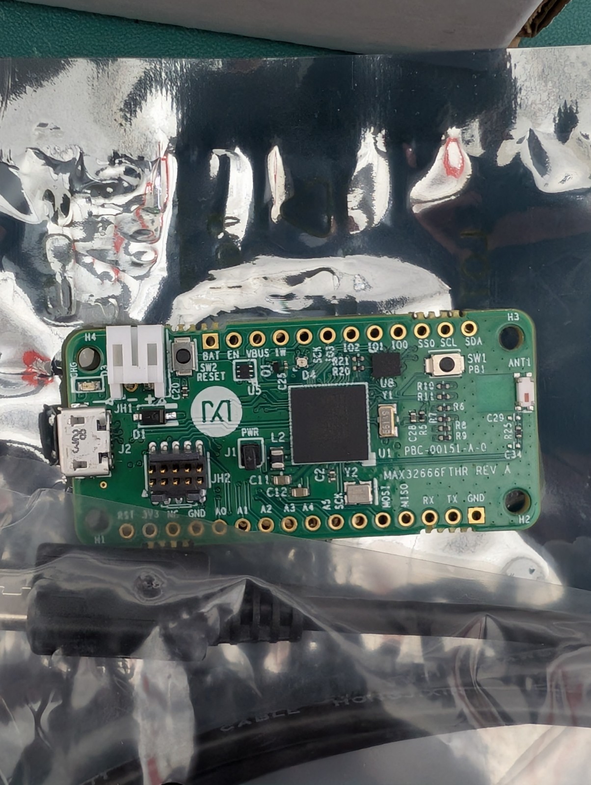 Maxim Integrated MAX32625PICO Module & MAX32666 Microcontroller !Charity!