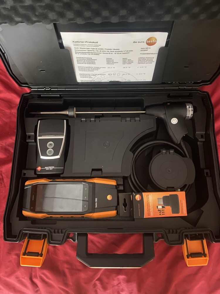 Testo 300 Longlife Industrial Combustion Analyzer
