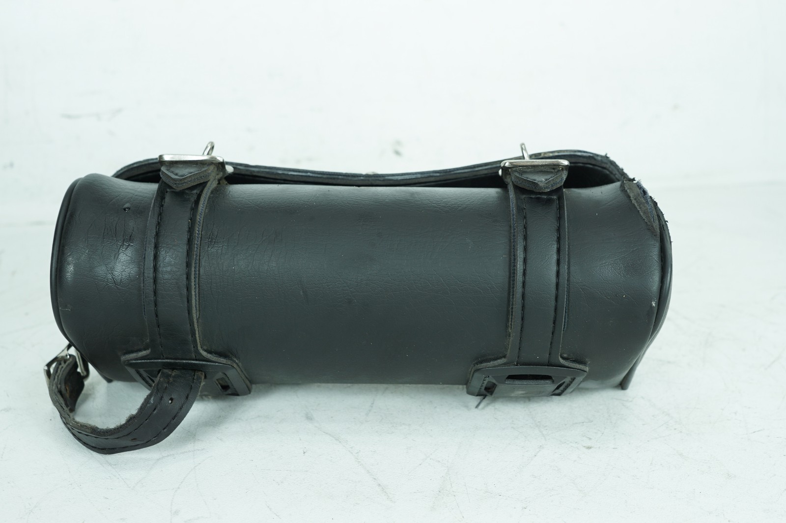 2008 Harley Dyna FXDWG 105th Wide Glide Front Onboard Tool Bag Leather Storage