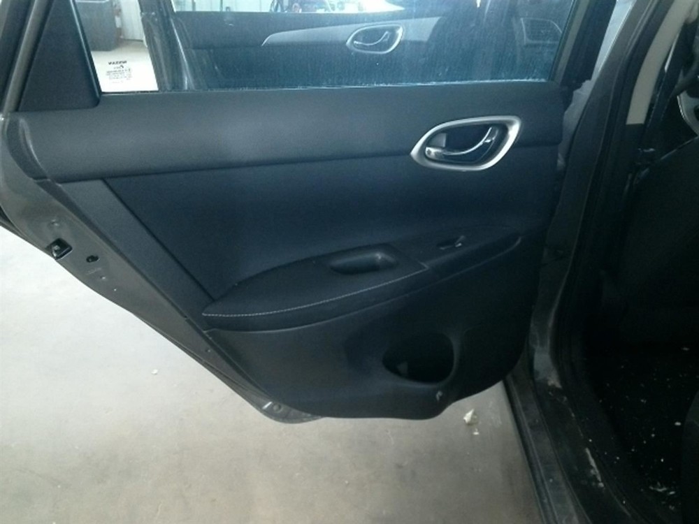 Driver Left Front Spindle/Knuckle Fits 11-25 LEAF 104814740