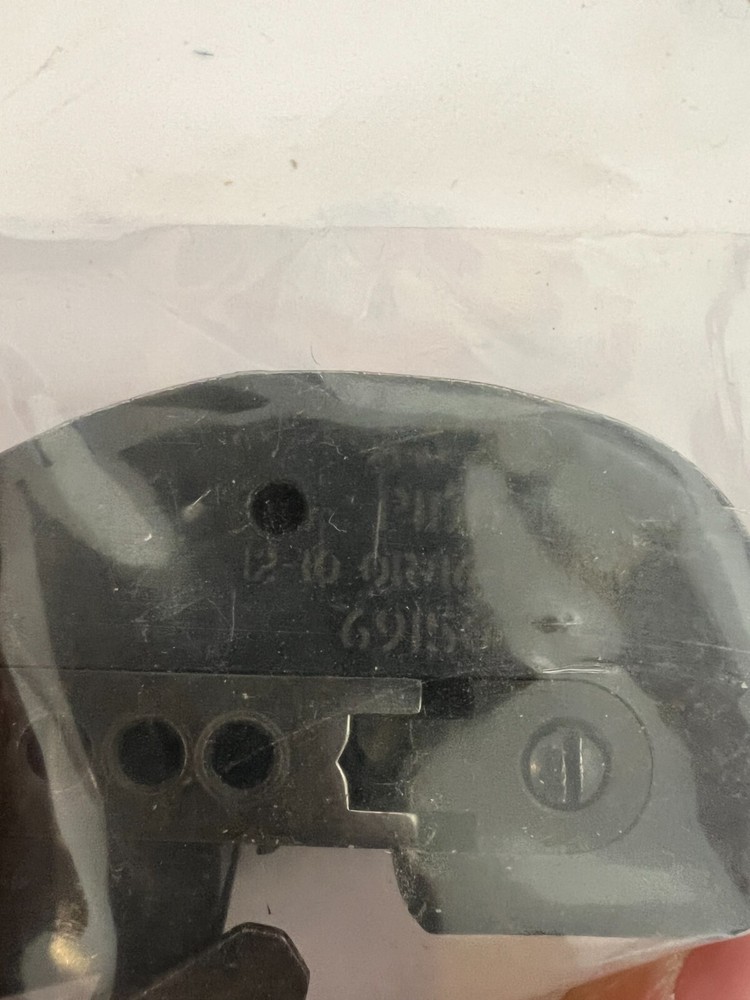 AMP 69150-1 Crimp tool