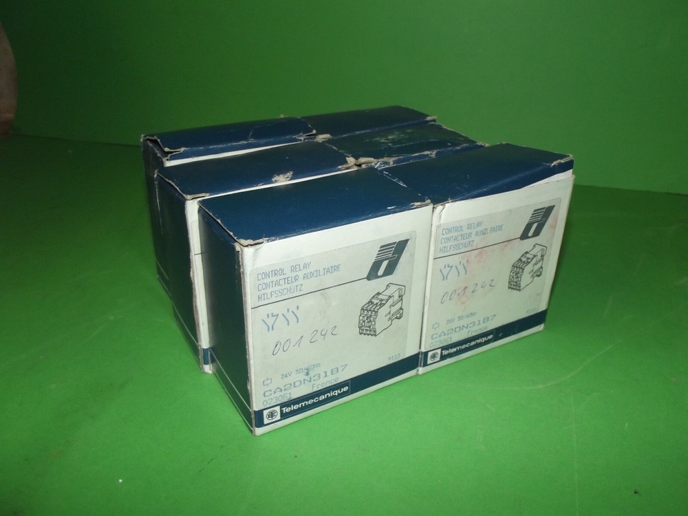 Telemecanique CA2DN31B7 Control Relay Coil 24 VDC